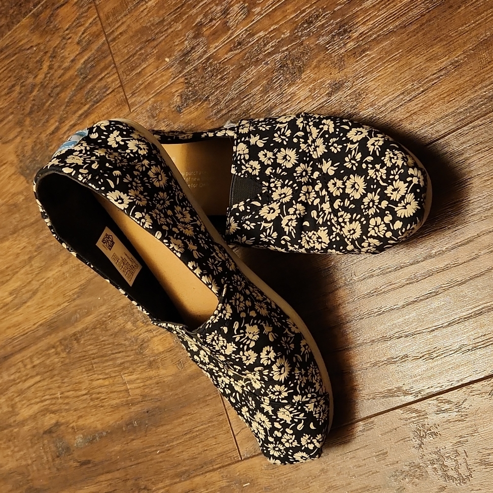 TOMS W6.5 ALPARGATAS